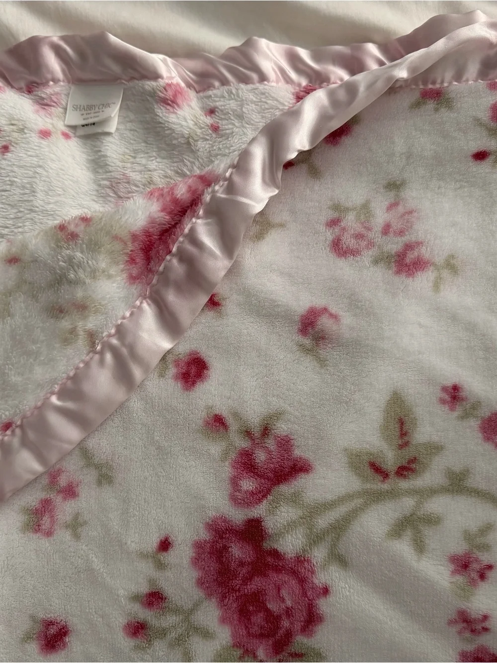 Simply Shabby Chic Pink Rose Floral Throw with Satin Trim
